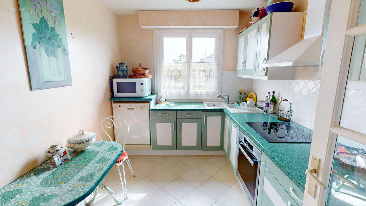 Appartement à GIF-SUR-YVETTE