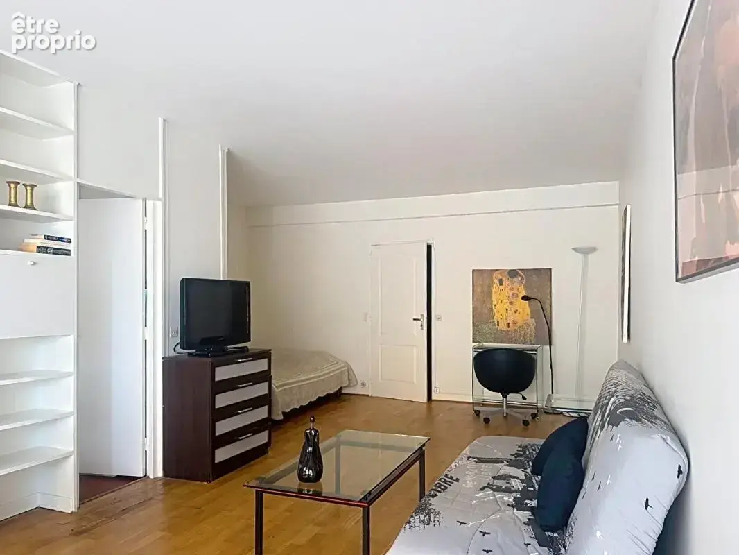 Paris - 16 eme - Appartement 40 m2 avec terrasse - photo 8