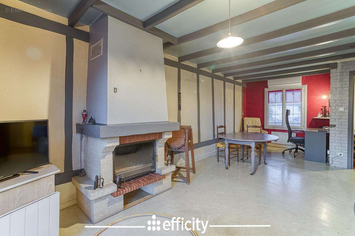 Maison à CHASSE-SUR-RHONE