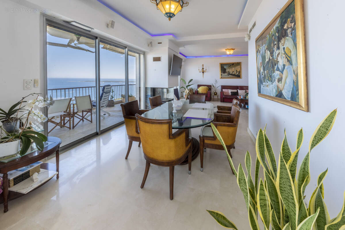 Beau duplex vue mer à cannes  3 254 400 € - photo 12