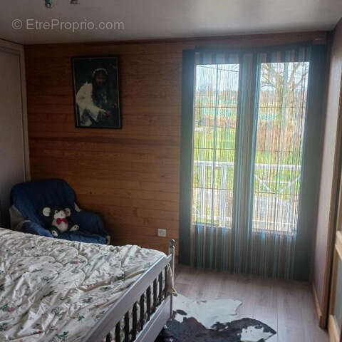 Maison à LA ROCHE-CHALAIS