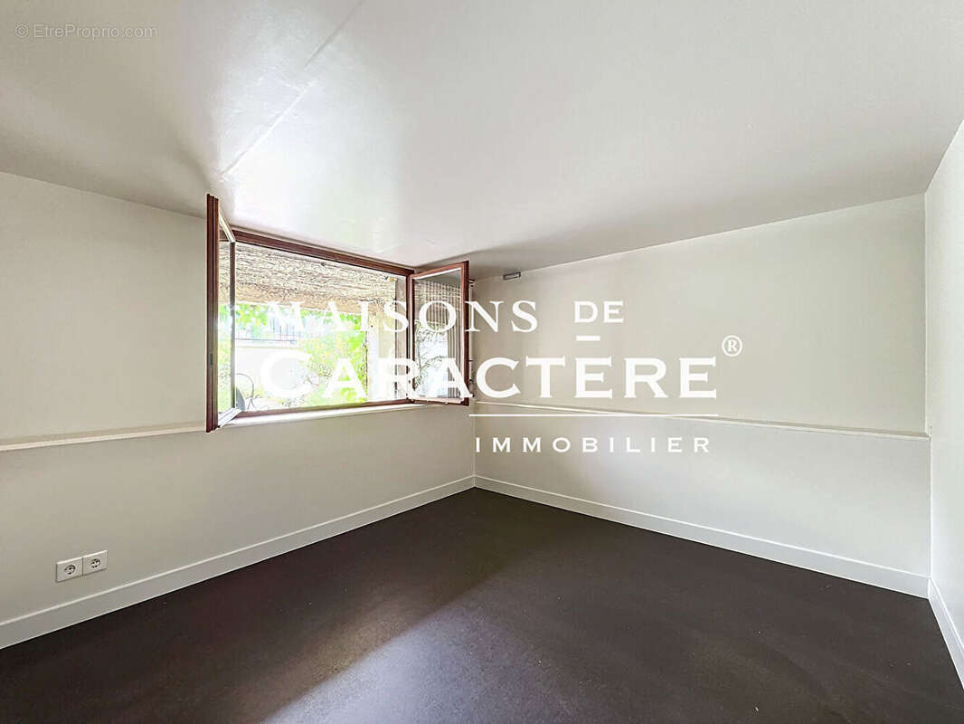 Maison à VERNEUIL-SUR-SEINE