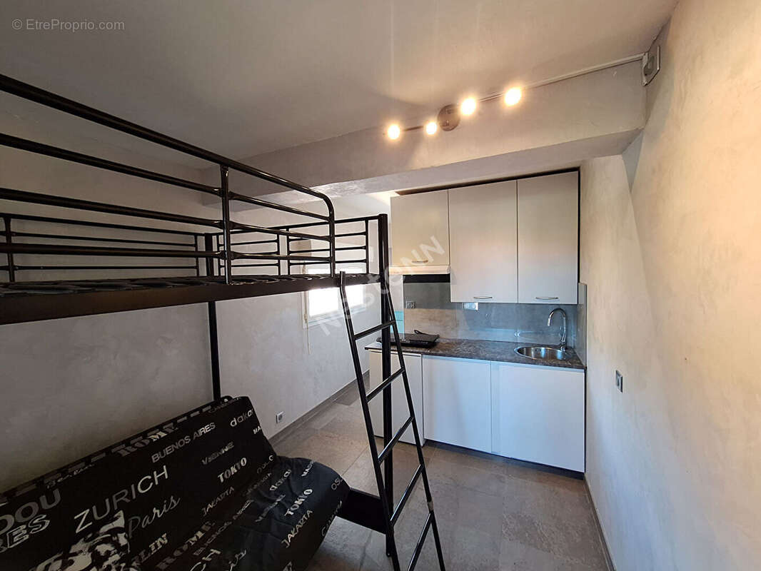 Appartement à HYERES