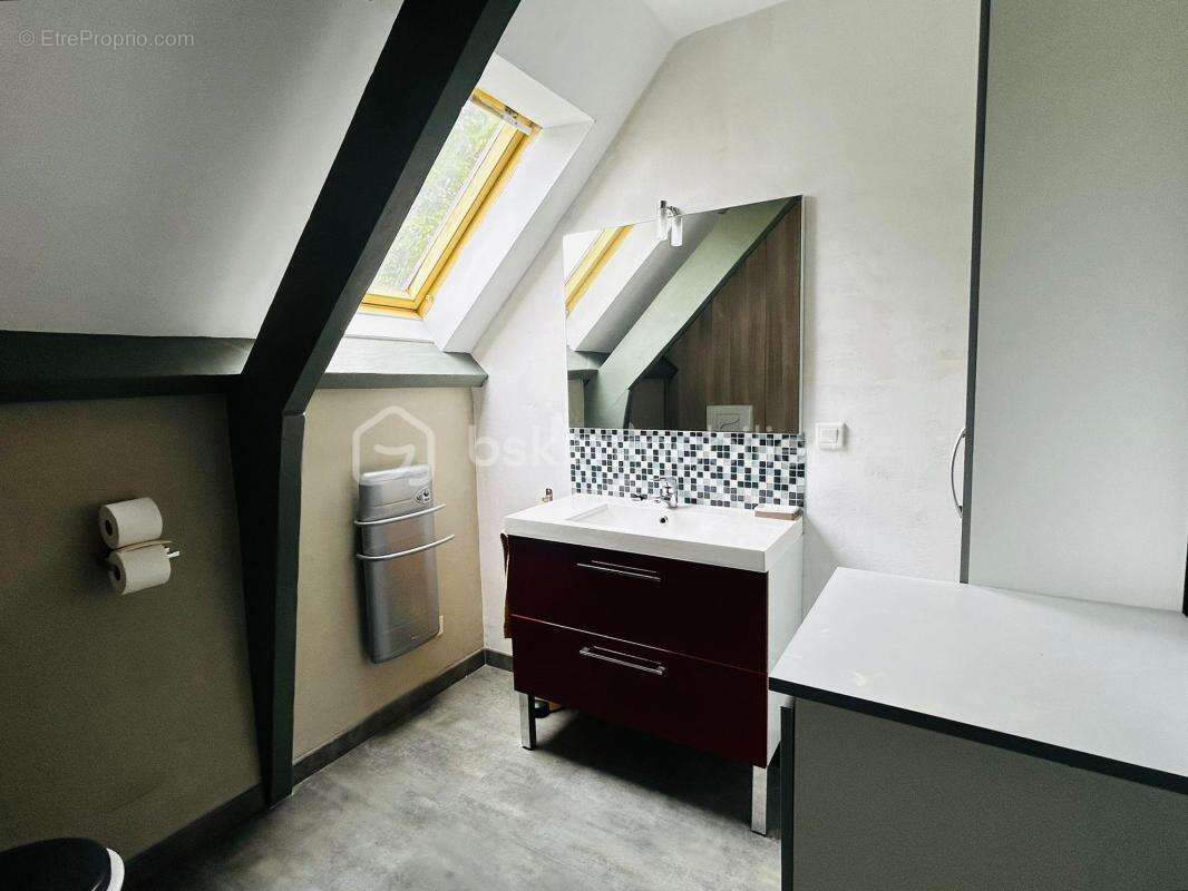 Maison à LE FRESNE-CAMILLY