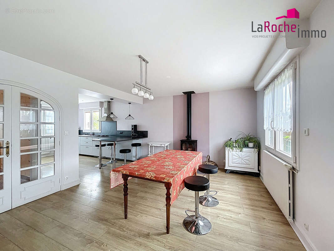 Maison 130 m² à Plouescat  - photo 2
