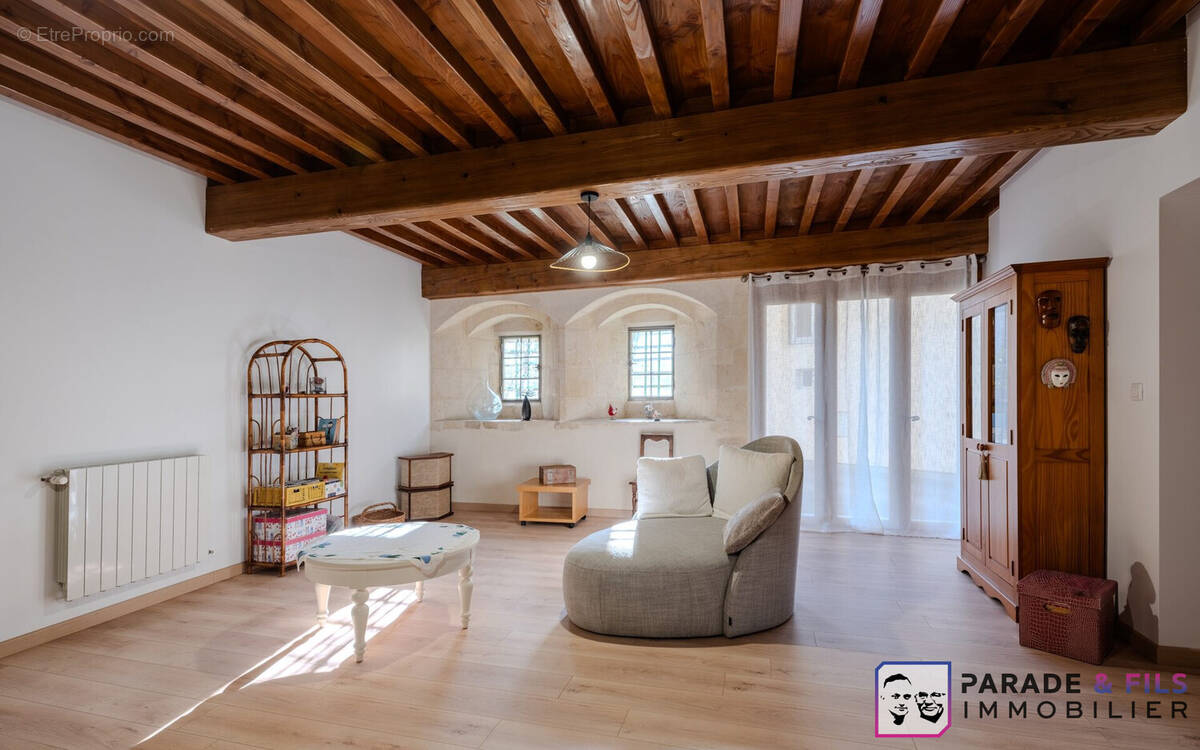 Maison à LAY-SAINT-CHRISTOPHE