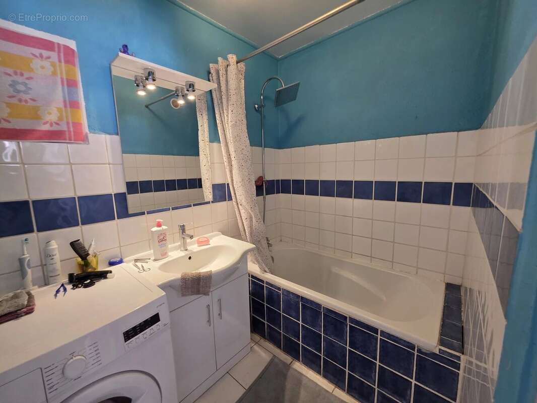 Appartement à LE TEIL