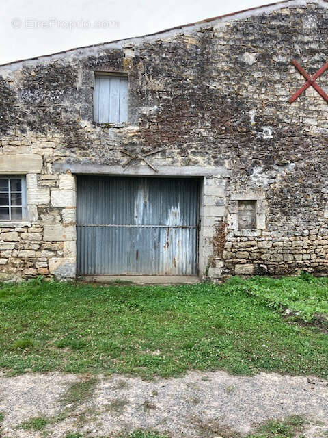 Maison à PORT-D'ENVAUX