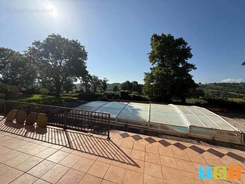 Ancienne ferme rénovée avec gîte, piscine et vue panoramique sur la campagne - photo 15