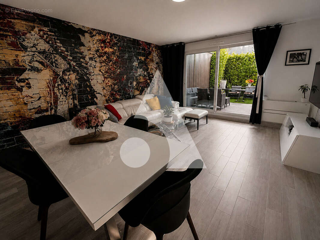 Appartement familial 4 pièces avec bel d'extérieur aux portes de Paris - photo 3
