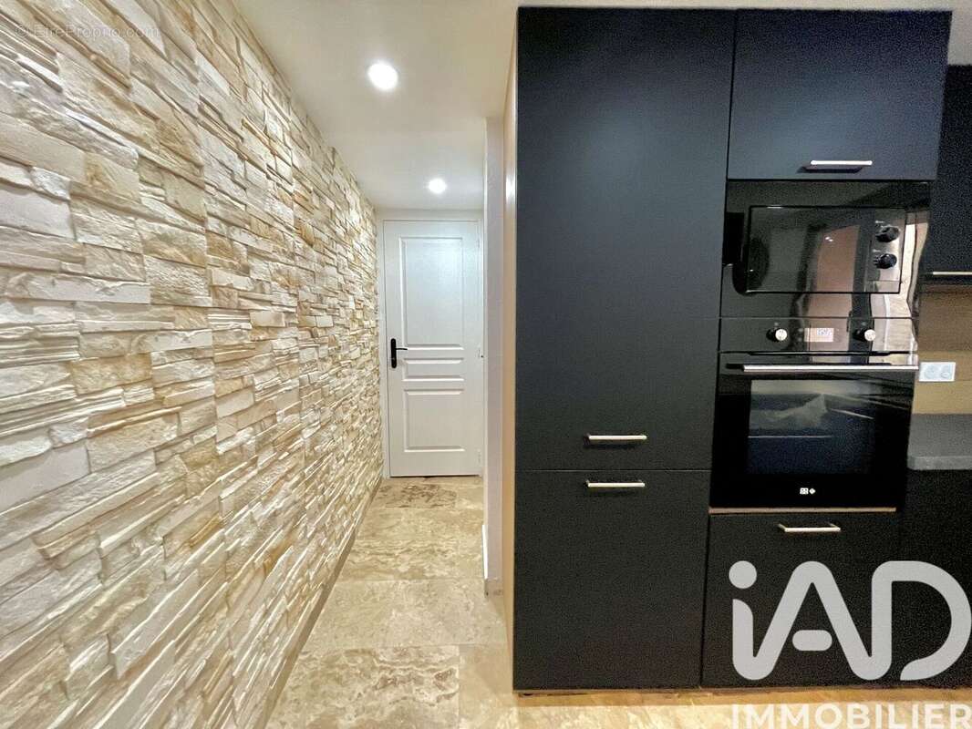 Appartement 55 m² à Frejus  - photo 7