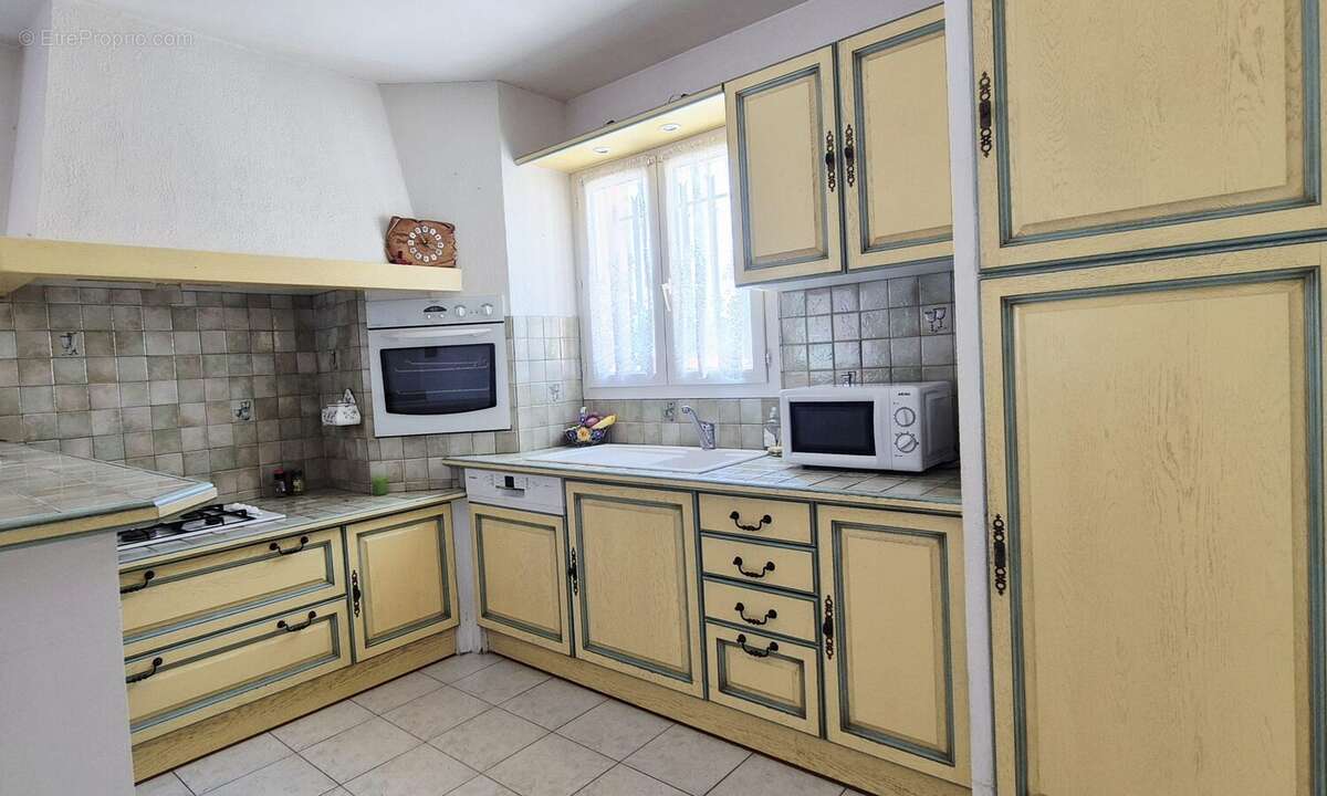 Maison 105 m² à La Ciotat  - photo 7