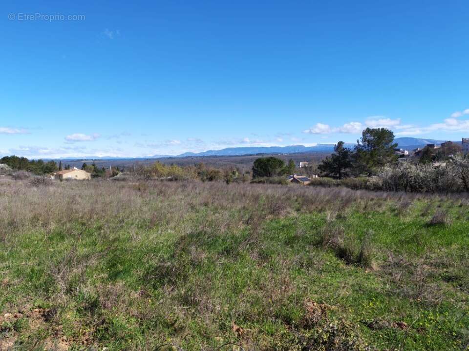 Terrain à MONTMEYAN