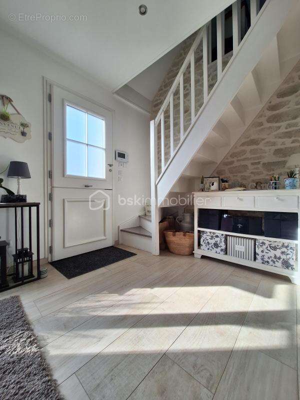 Maison à SAINT-HILAIRE-SAINT-MESMIN