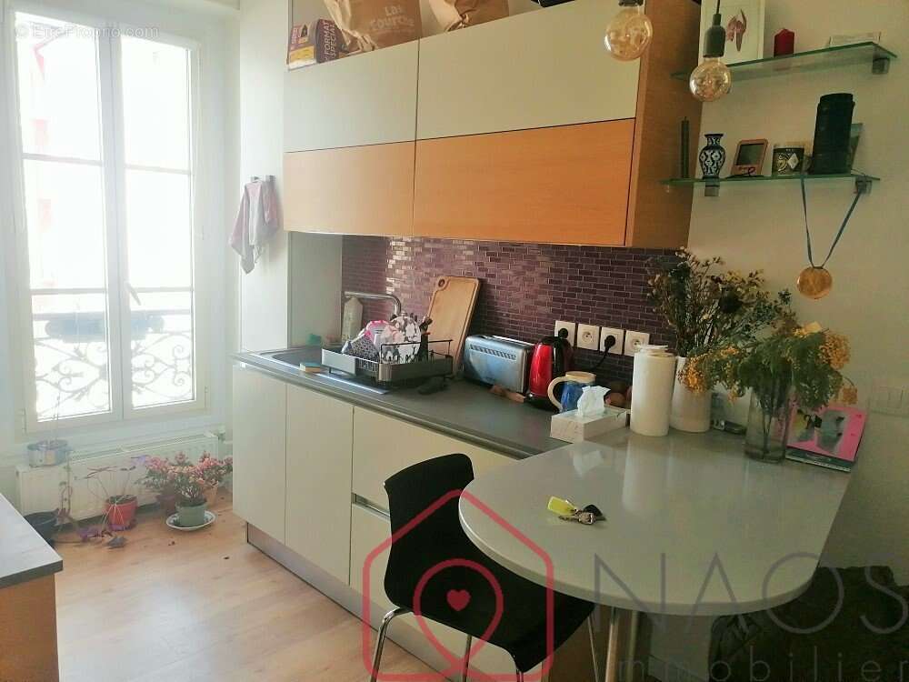 Appartement à PARIS-12E
