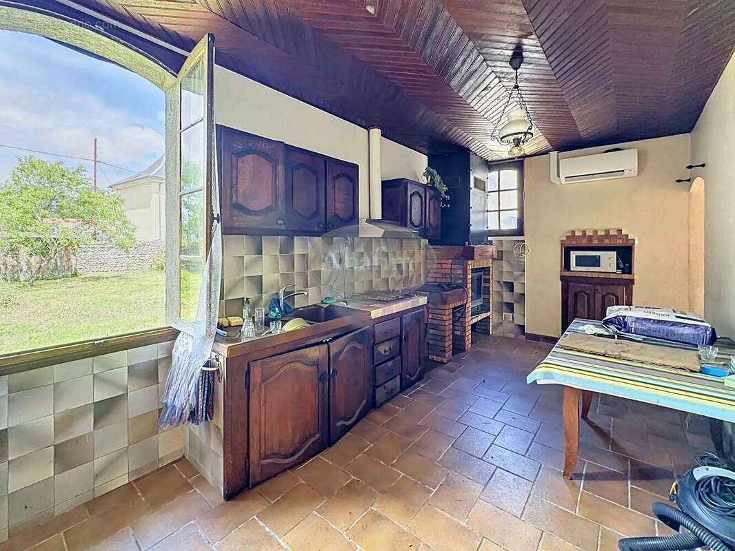 Maison à ARCIZAC-ADOUR