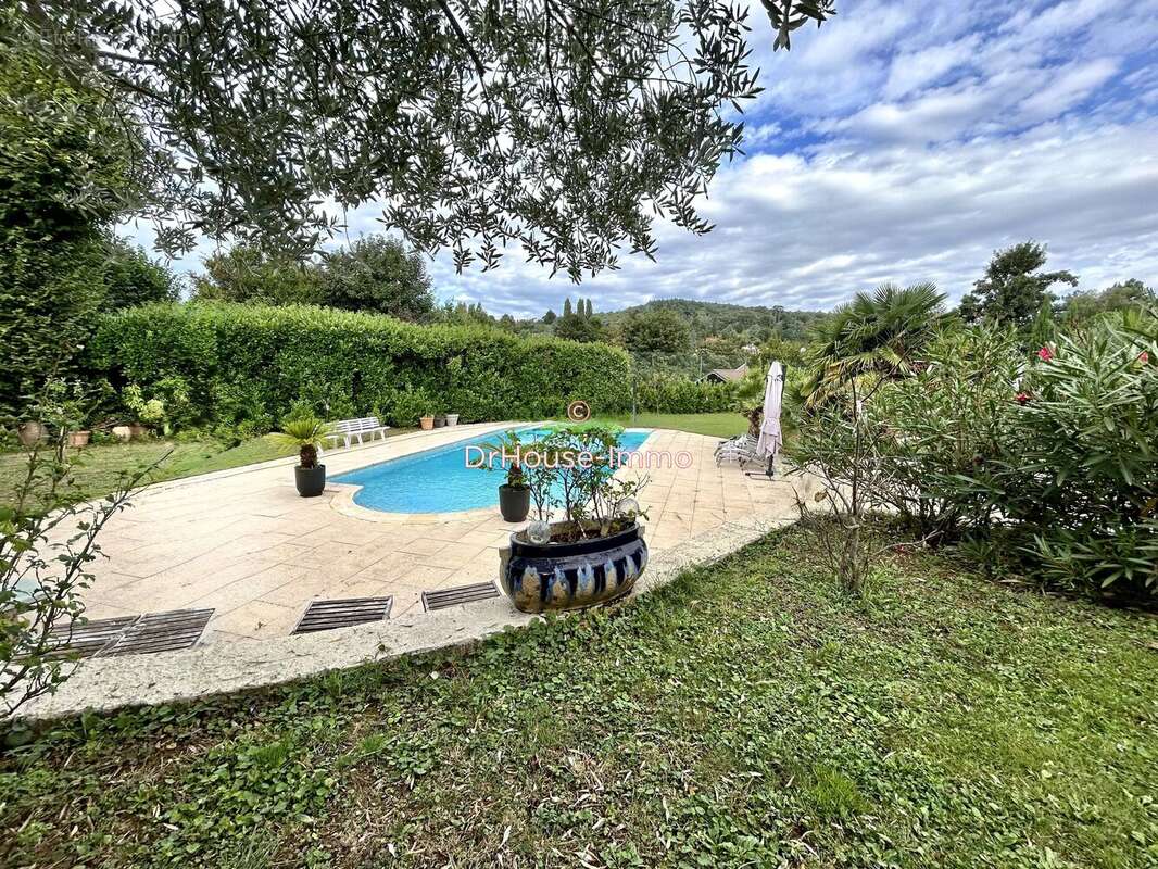 Maison à SAINT-CYR-AU-MONT-D'OR