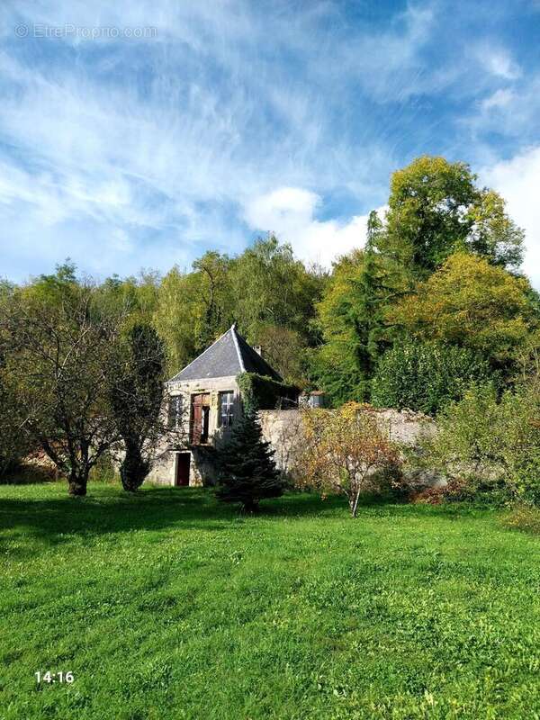 Photo 3 - Terrain à THIAUCOURT-REGNIEVILLE