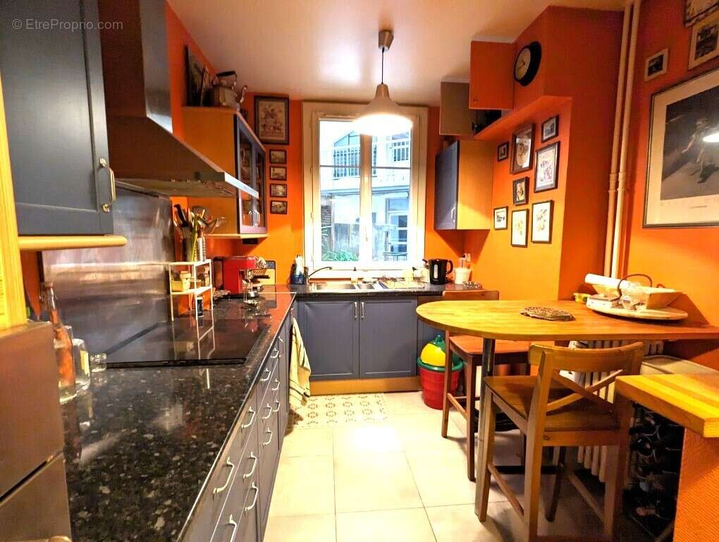 Appartement à ISSY-LES-MOULINEAUX