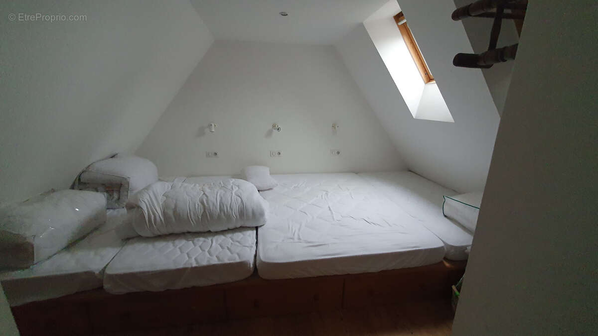 Maison à ALBEPIERRE-BREDONS