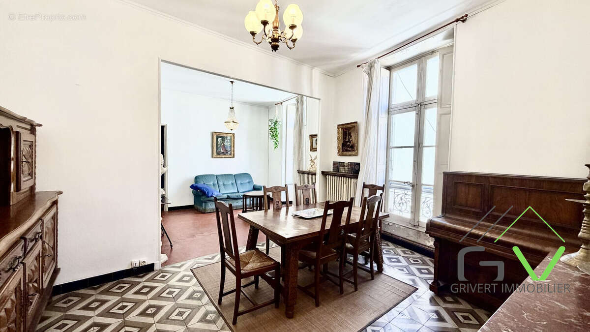 Appartement à NIMES