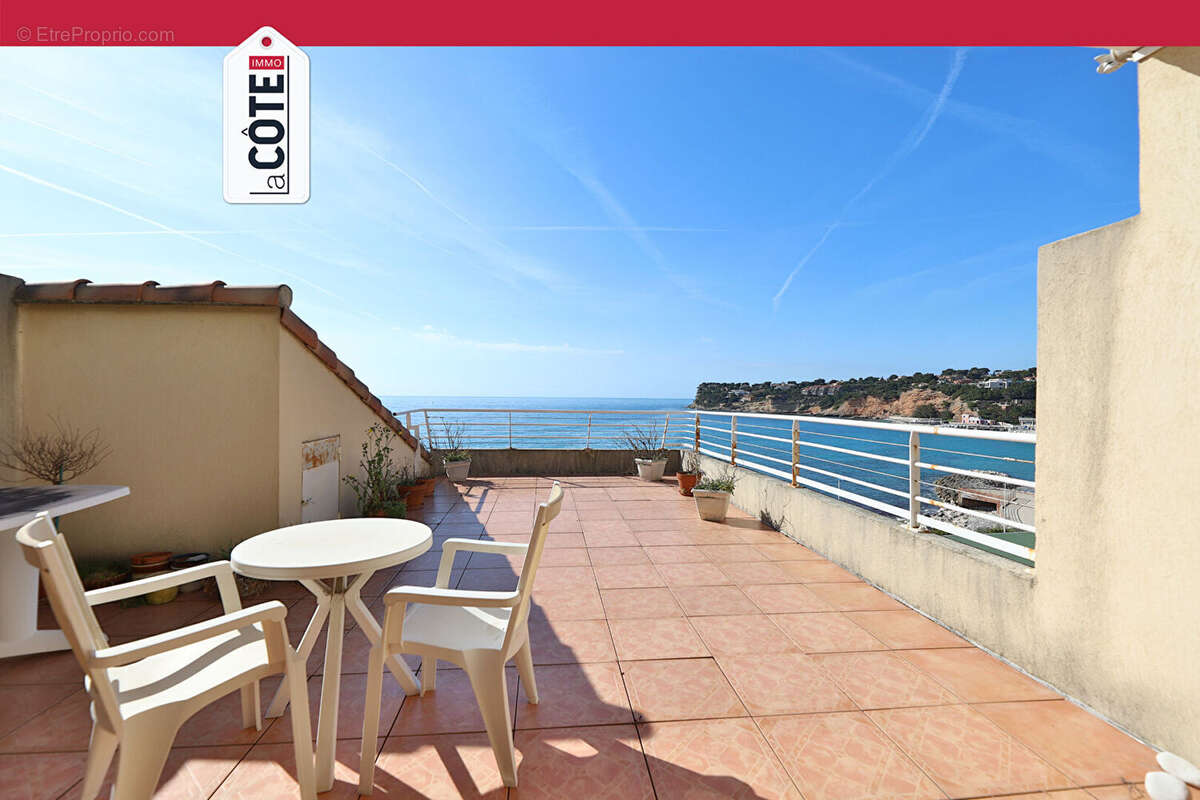 Appartement à CARRY-LE-ROUET