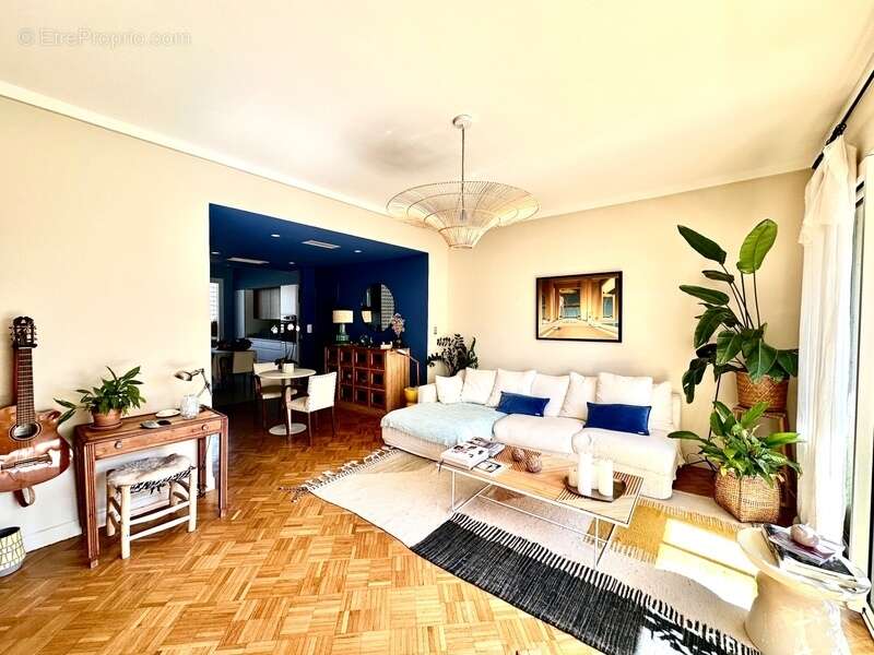 Marseille 8ème – Carré d’Or  Bagatelle, T3 de 82m2 avec Terrasse et cave - photo 3