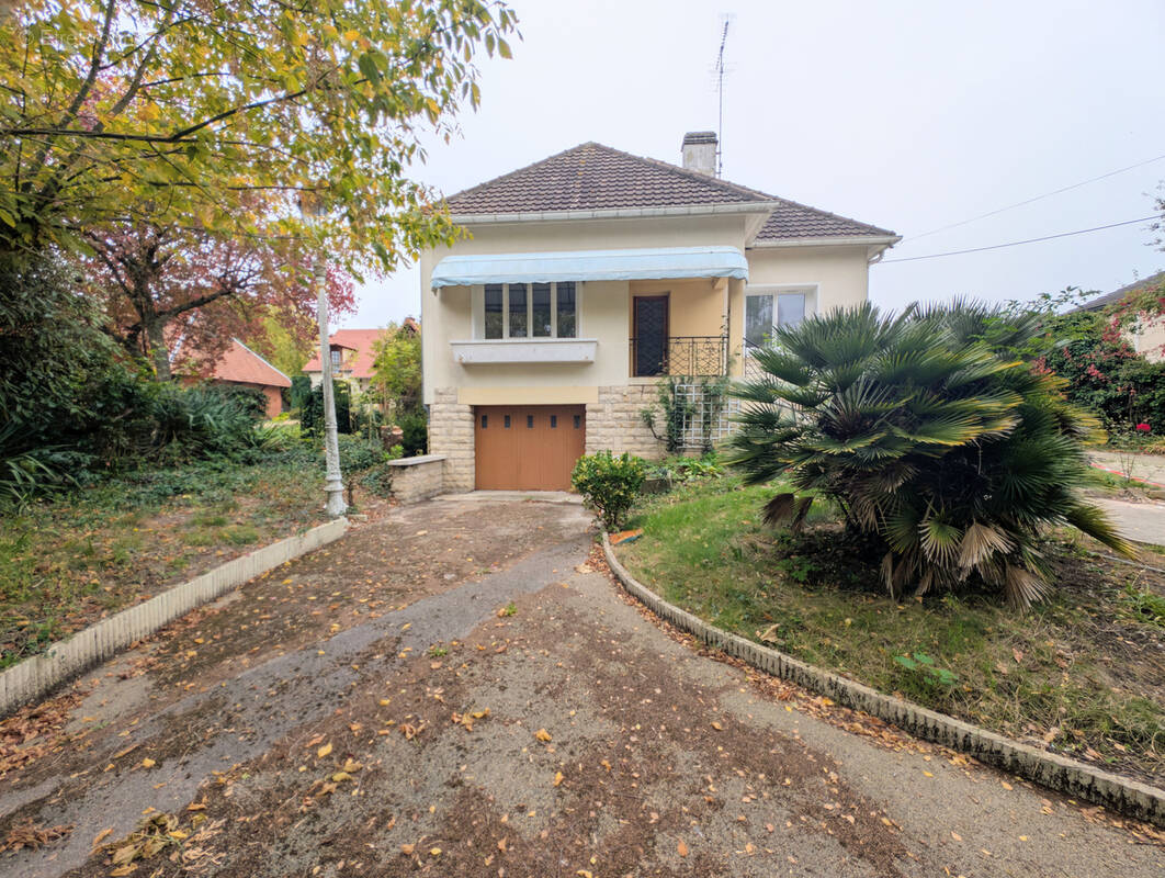 Maison à SAINT-ANDRE-LES-VERGERS