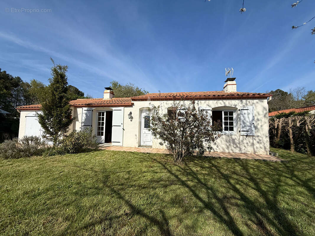 Maison à NOTRE-DAME-DE-RIEZ