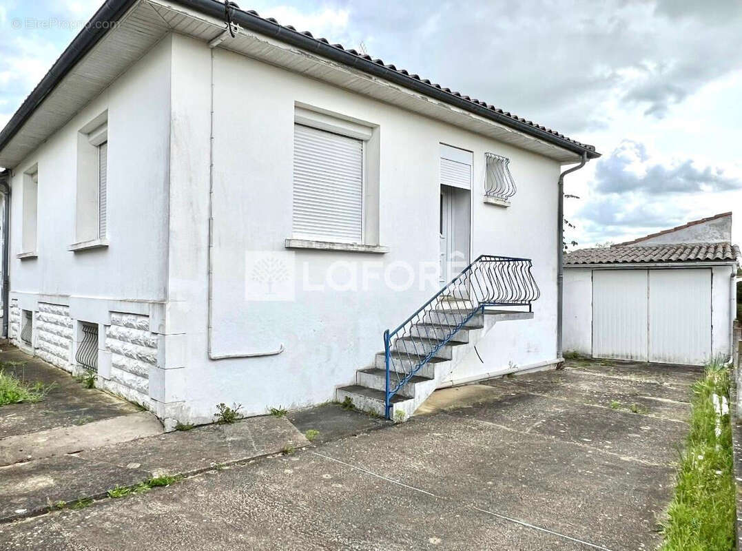 Maison à SAINTES