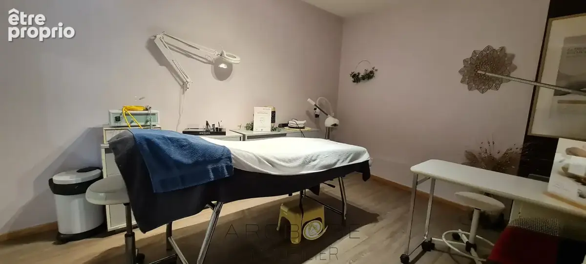 Immeuble commercial - photo 6