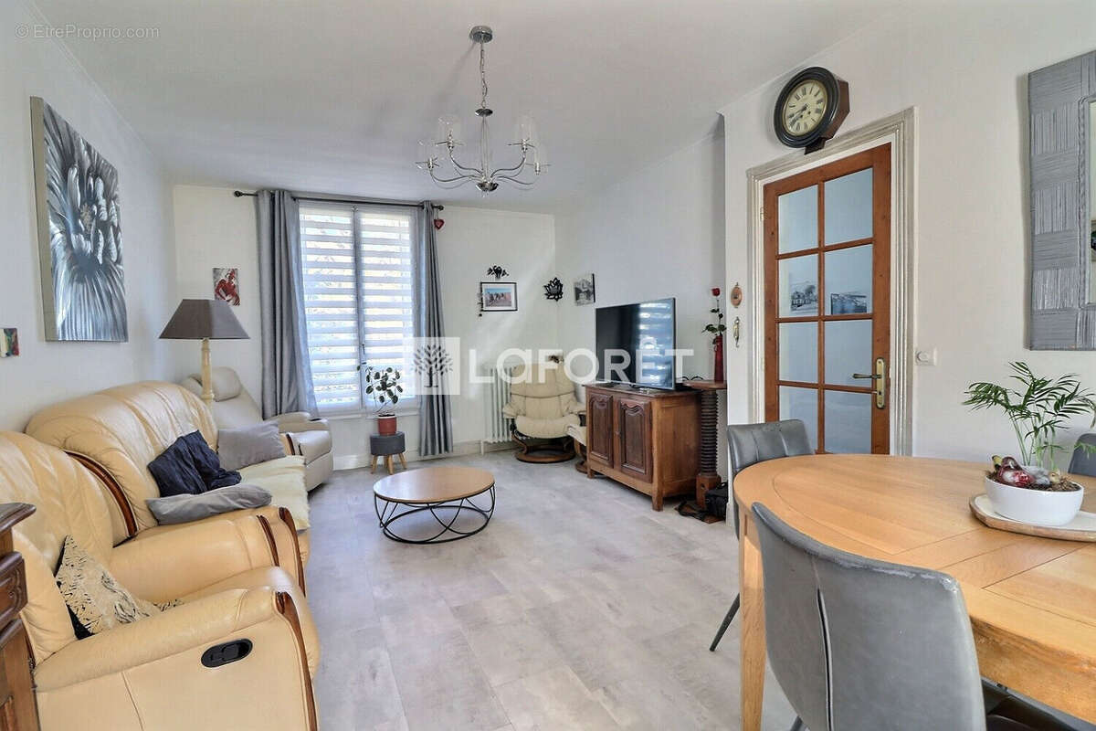 Maison à RUEIL-MALMAISON