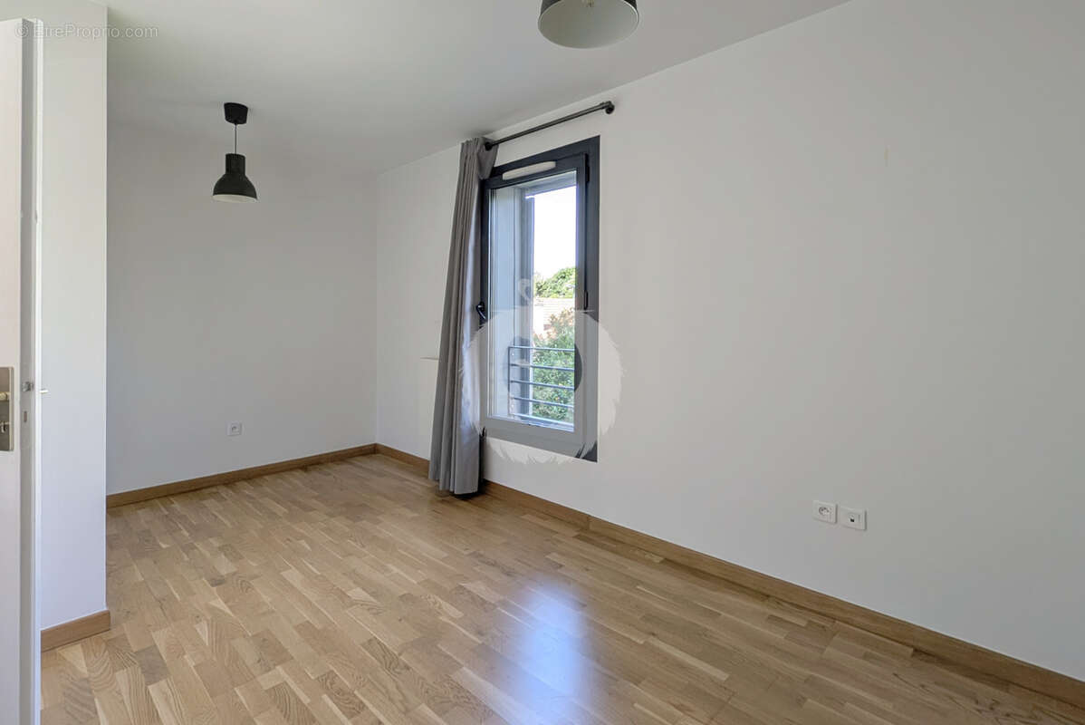 Appartement à NOGENT-SUR-MARNE