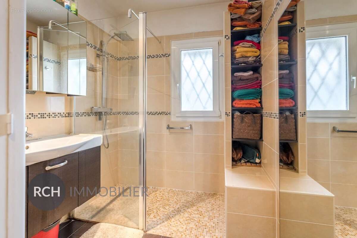 Maison à VILLIERS-SAINT-FREDERIC