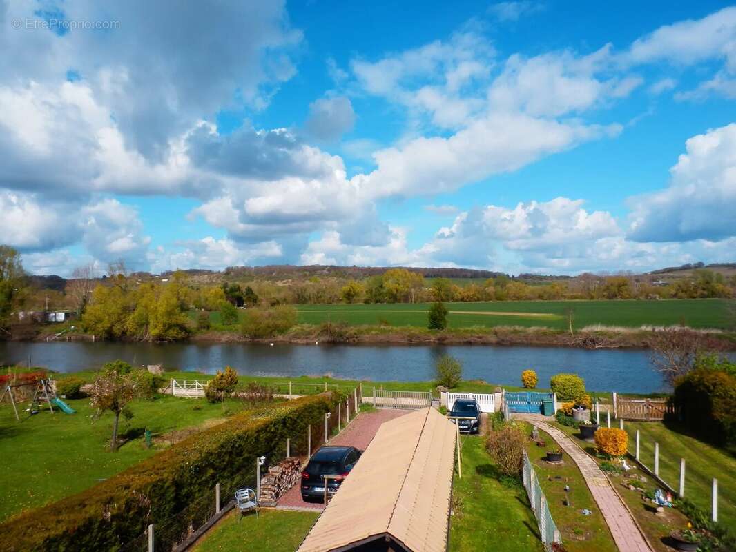 Maison à CRIQUEBEUF-SUR-SEINE
