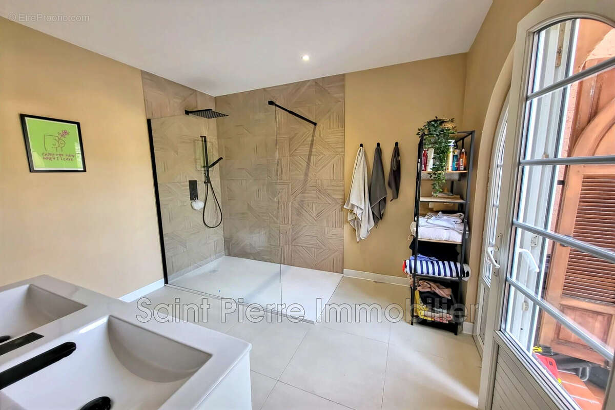 Maison à CAGNES-SUR-MER