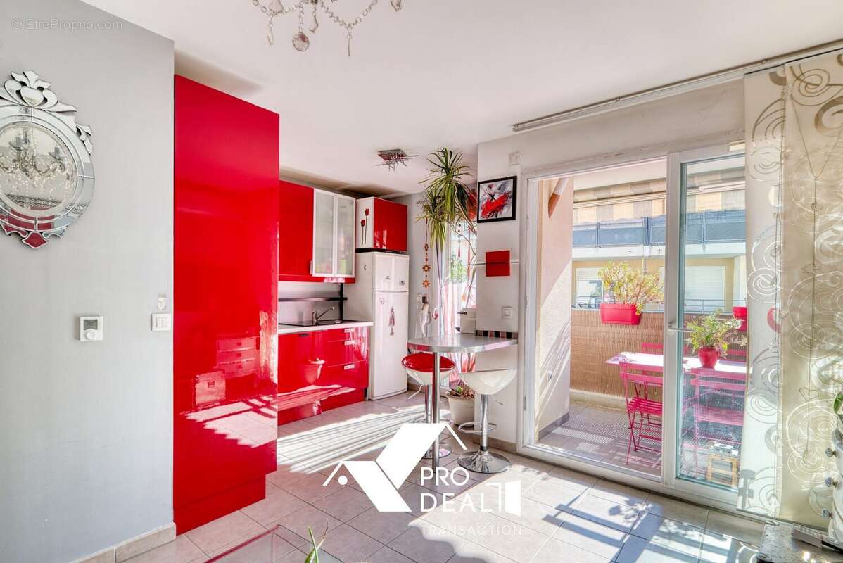 Appartement 45 m² à Chassieu  - photo 6