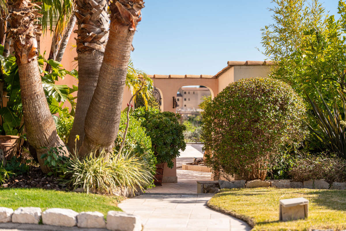 Maison à CAGNES-SUR-MER