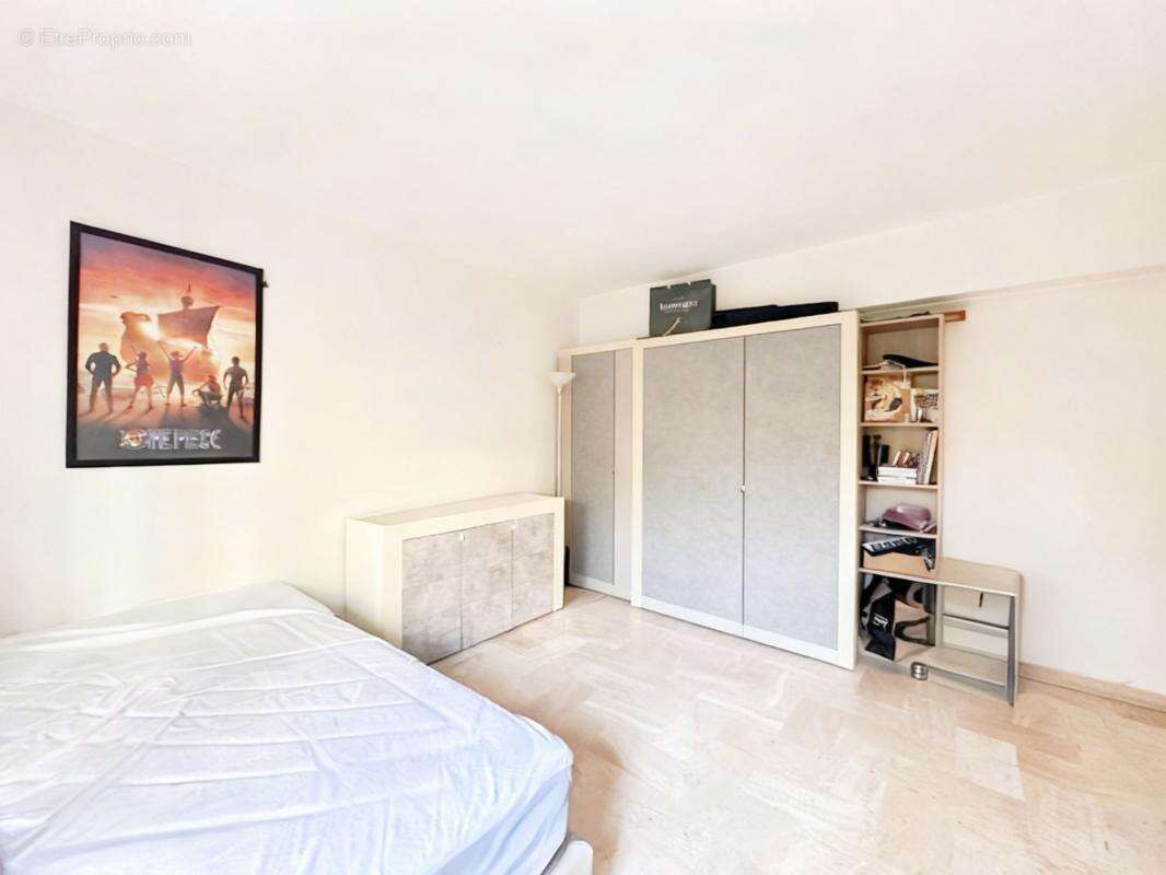  Cannes, plage du Midi — 3 pièces 80 m², aperçu mer, box fermé - photo 5