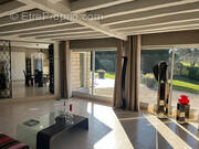 Maison à CRESPIERES