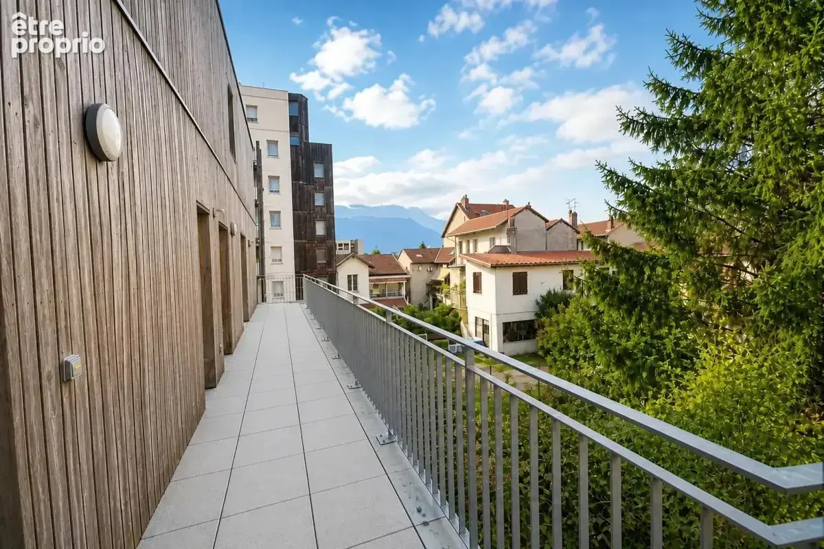 À vendre – studio au dernier étage – grenoble centre - photo 8