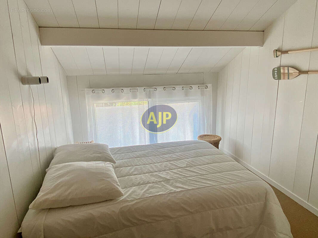 Appartement à HOURTIN