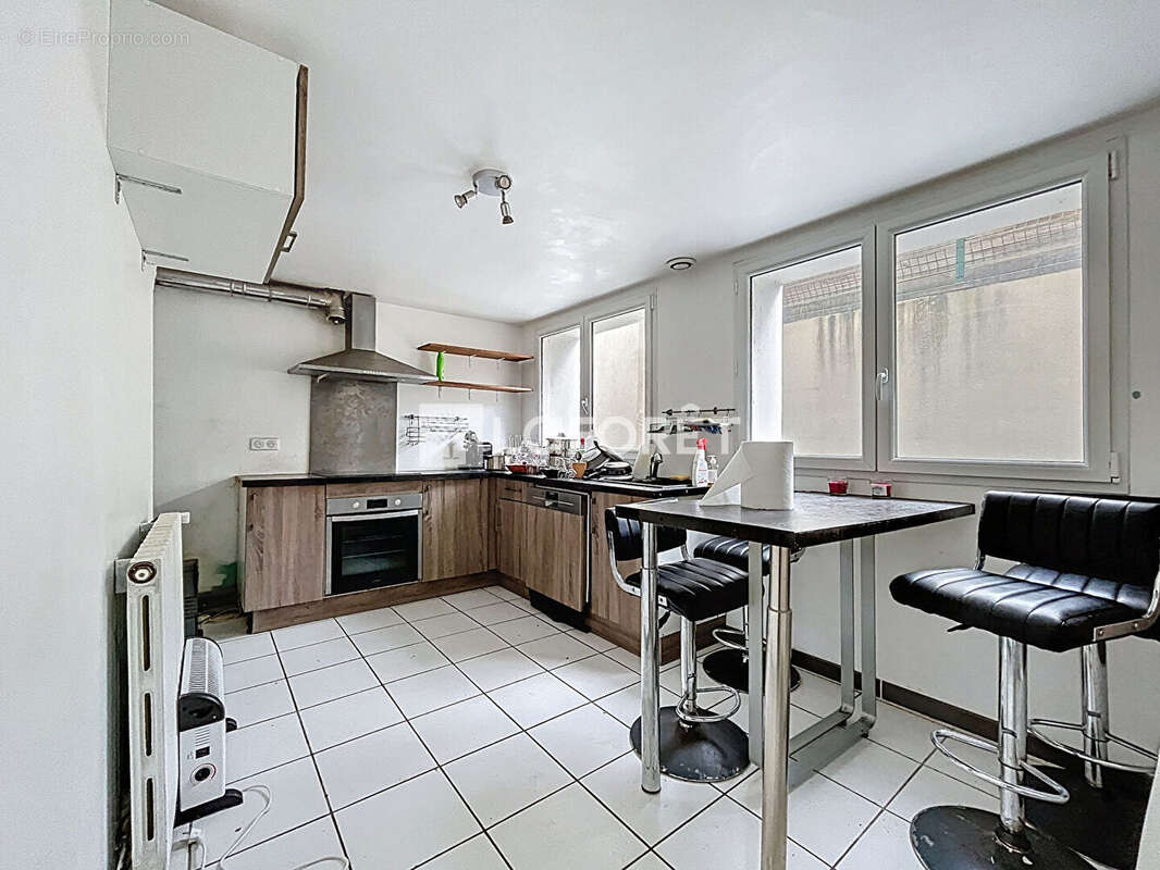 Maison à SAINT-MARTIN-DU-TERTRE