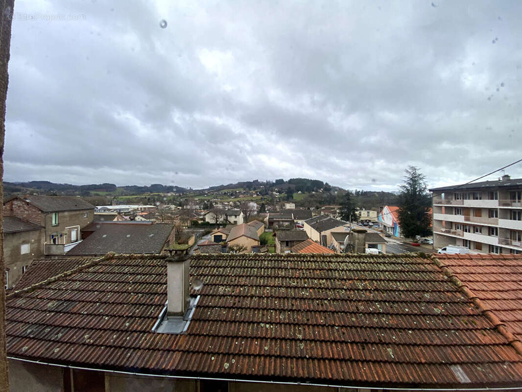 Appartement à CHAUFFAILLES