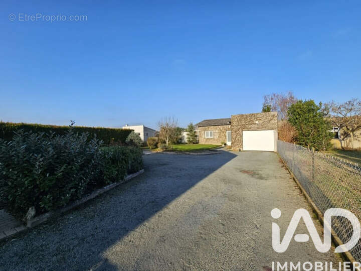 Photo 3 - Maison à VAAS