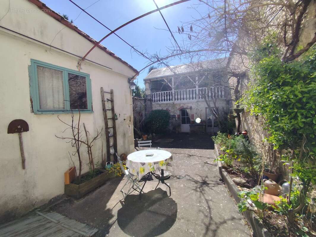 Maison à CIVRAY