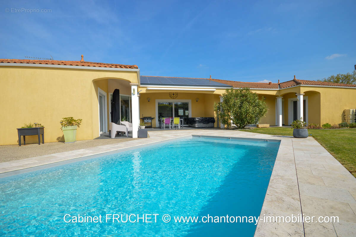 Maison à CHANTONNAY