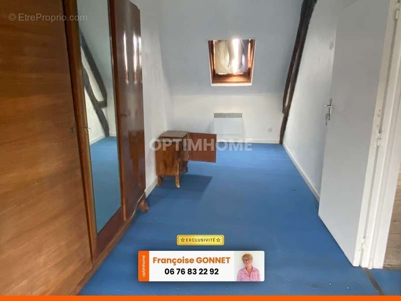 Maison à BRUERE-ALLICHAMPS