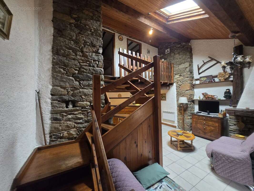 Maison à FONTRABIOUSE