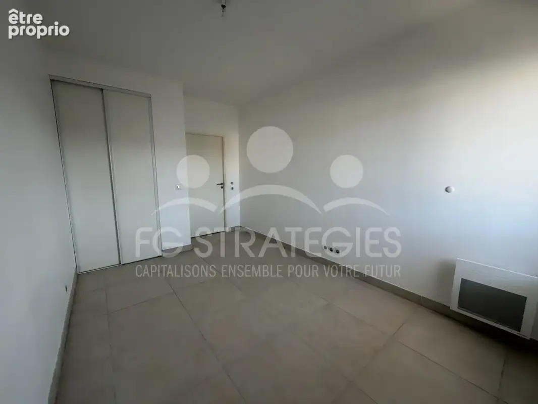 ST AUNES   T3 avec terrasse, cave, garage double - DPE A - photo 12